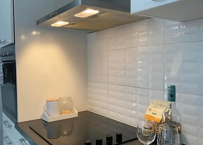 Prekrasan “marko” Sa Dvije Sobe