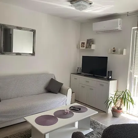 Prekrasan “marko” Sa Dvije Sobe Apartment Split