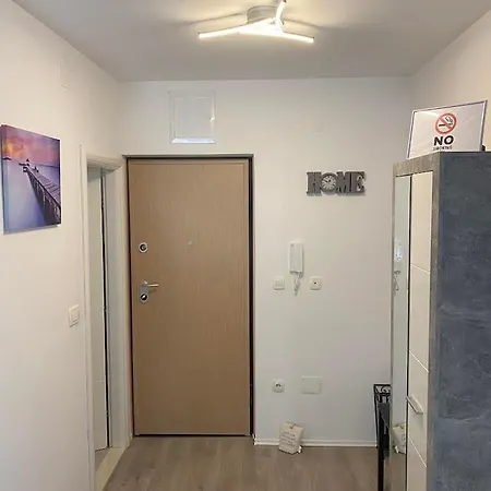 Prekrasan Apartman “marko” Sa Dvije Sobe Apartment