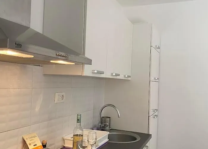 Prekrasan “marko” Sa Dvije Sobe * Split